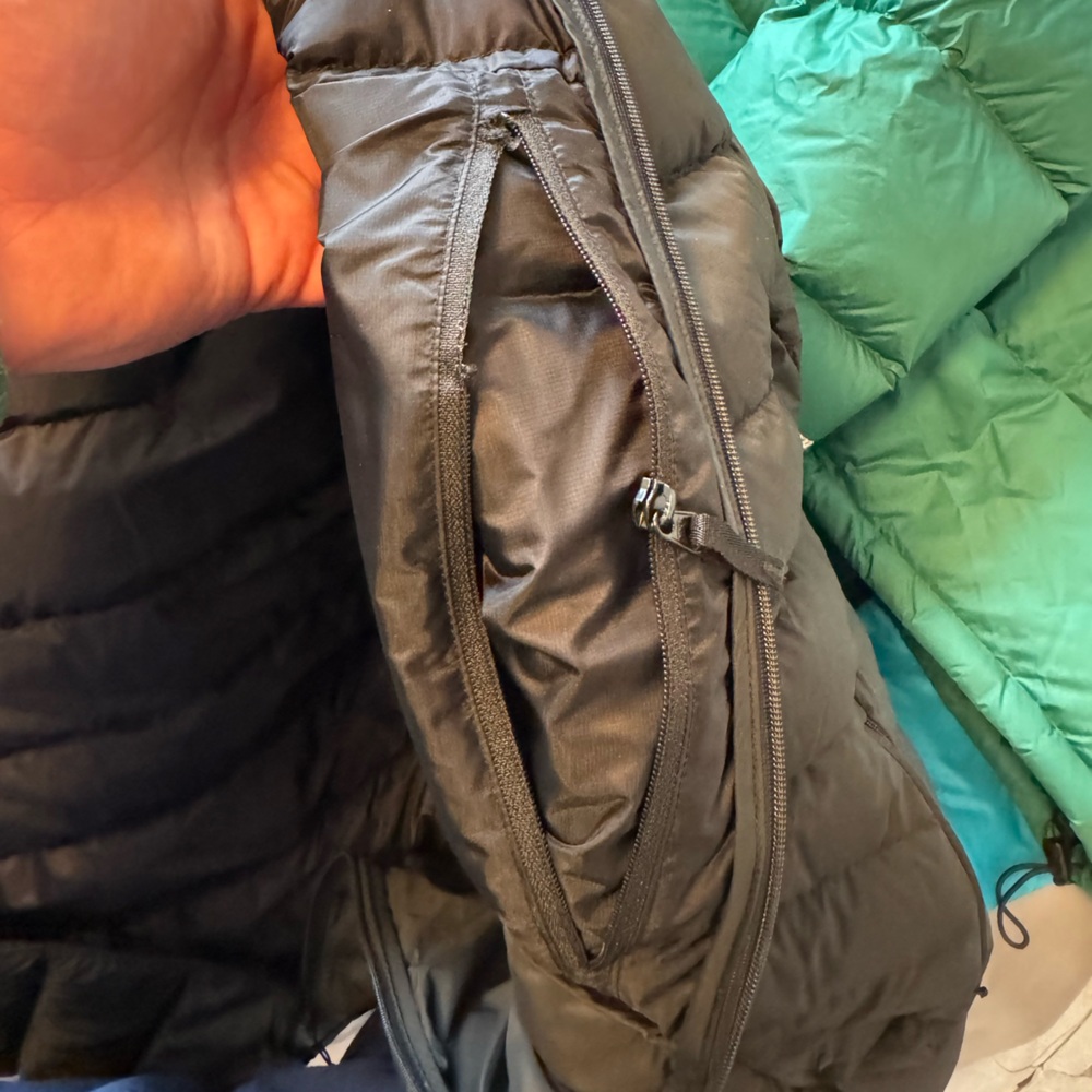 Arc'teryx Men's Cerium Hoody XXL Black - Picture 4 of 6